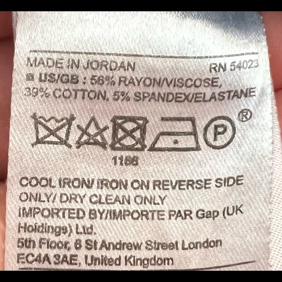 Banana Republic Sloan Slim Ankle Pants size 4 in black. 4 in-set pockets. - Picture 8 of 8